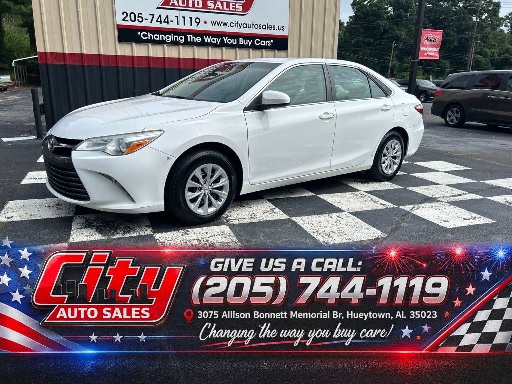 2017 Toyota Camry LE