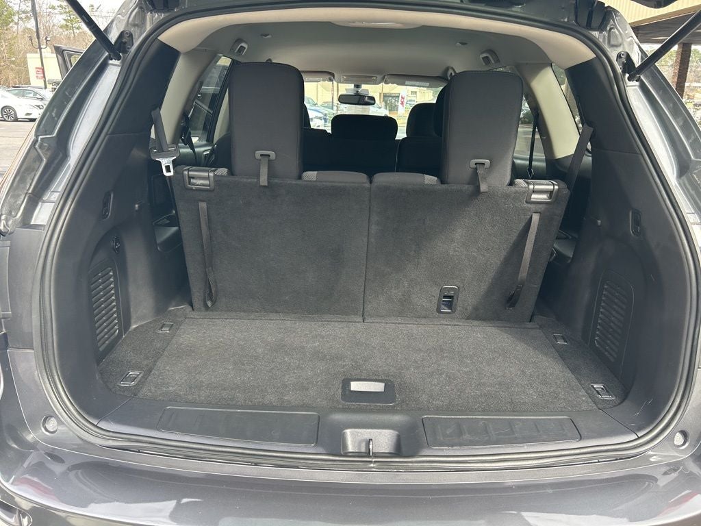 2018 Nissan Pathfinder SV