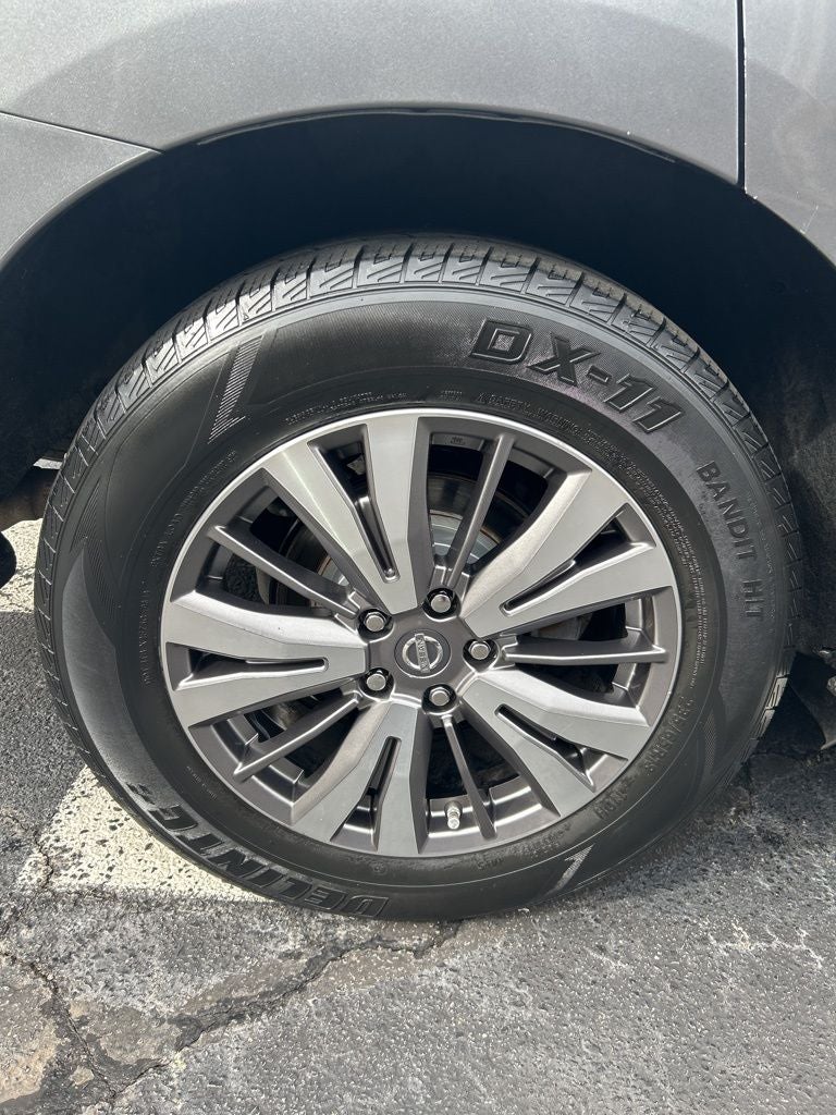 2018 Nissan Pathfinder SV