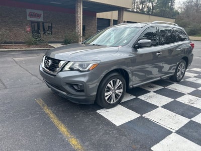 2018 Nissan Pathfinder SV
