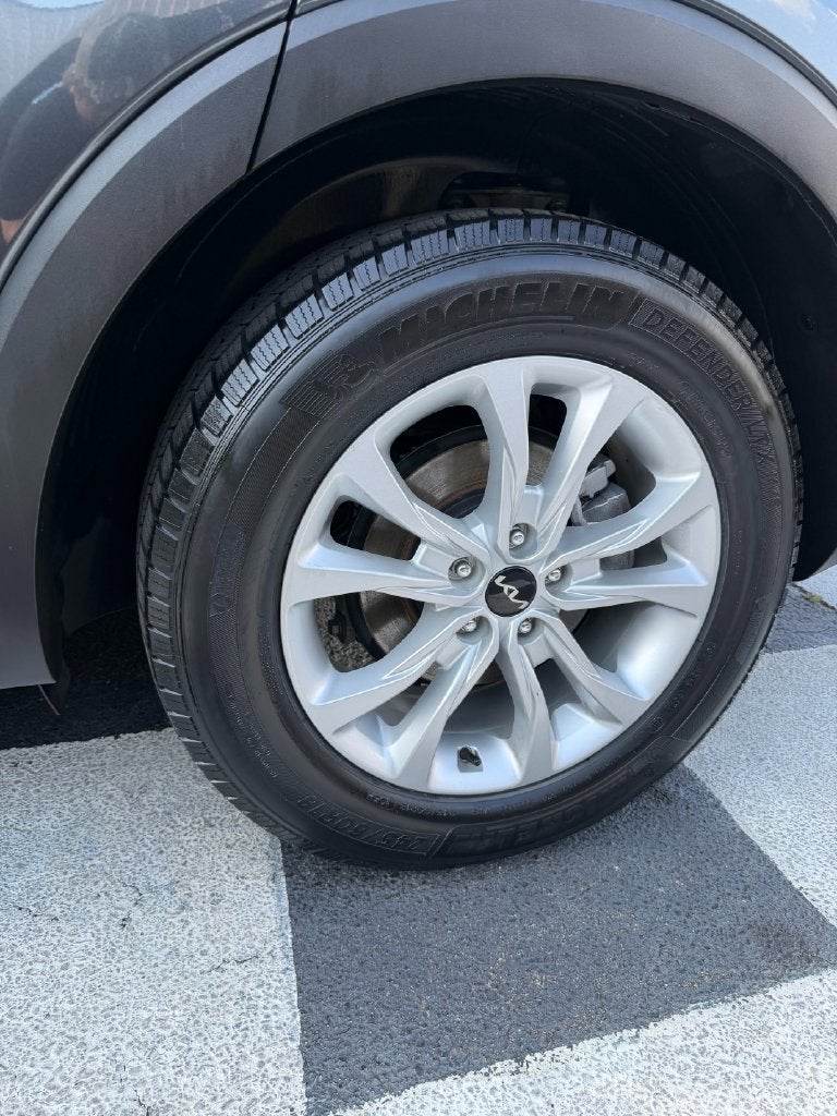 2022 Kia Telluride LX