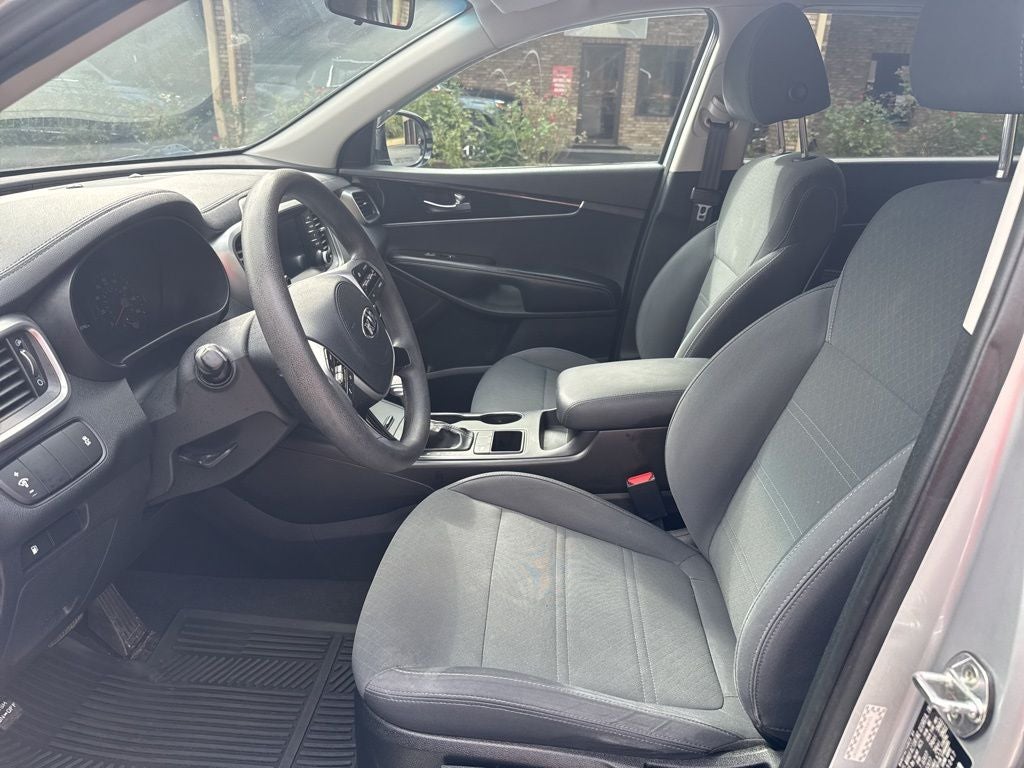 2019 Kia Sorento L