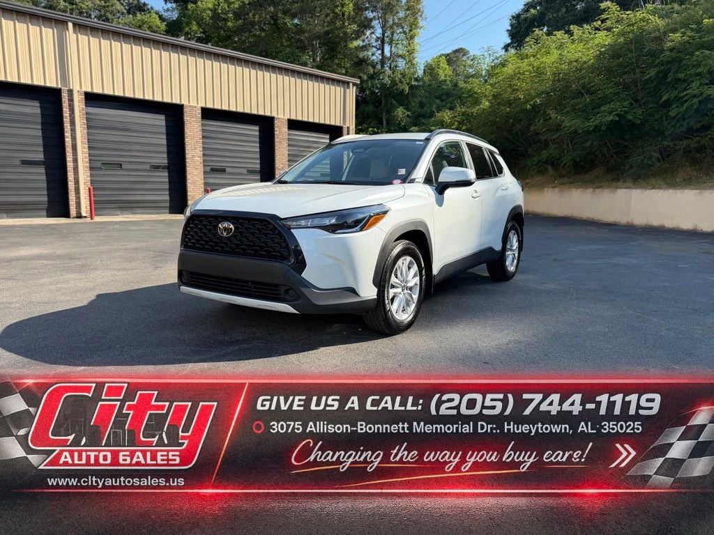 2024 Toyota Corolla Cross LE