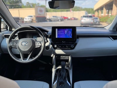 2024 Toyota Corolla Cross LE