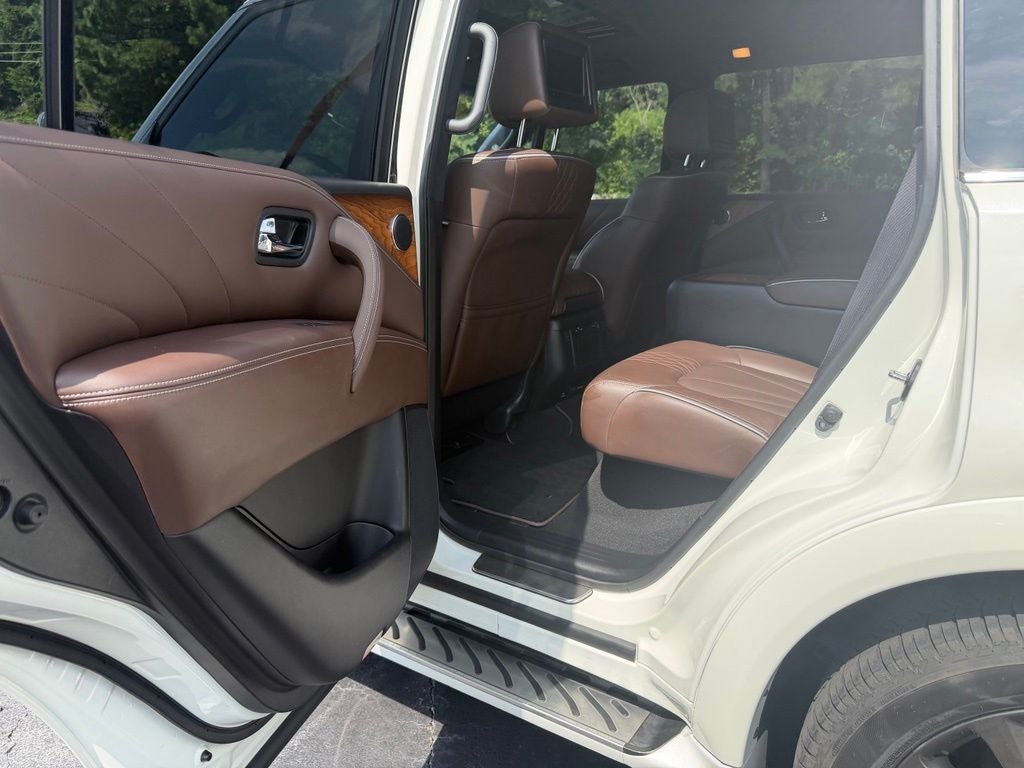 2017 INFINITI QX80 Limited