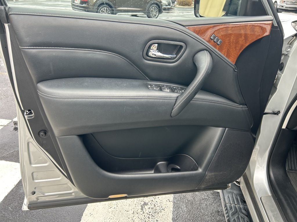 2019 INFINITI QX80 LUXE