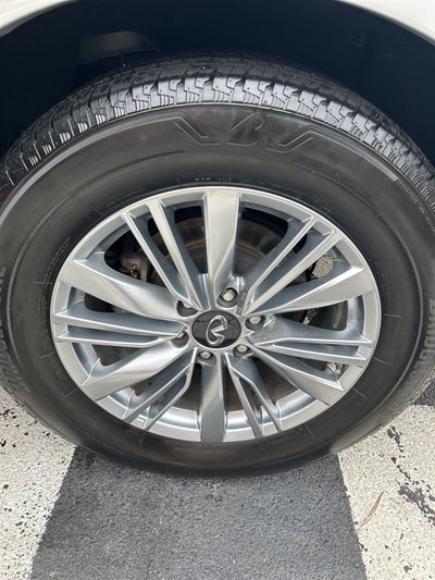 2019 INFINITI QX80 LUXE