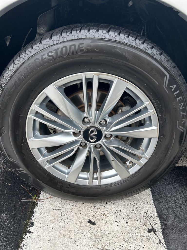 2019 INFINITI QX80 LUXE