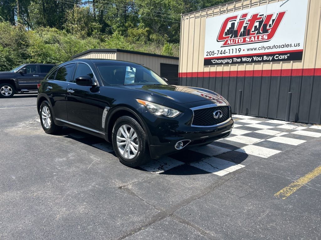 2017 INFINITI QX70 Base