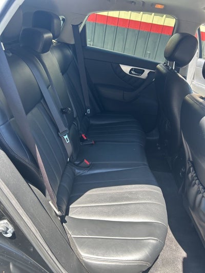 2017 INFINITI QX70 Base