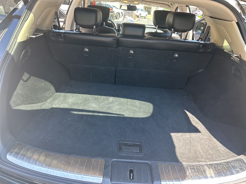 2017 INFINITI QX70 Base