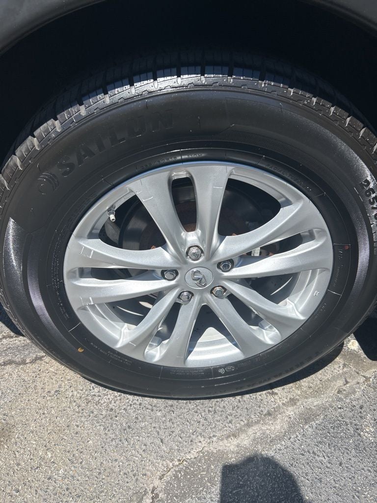 2017 INFINITI QX70 Base