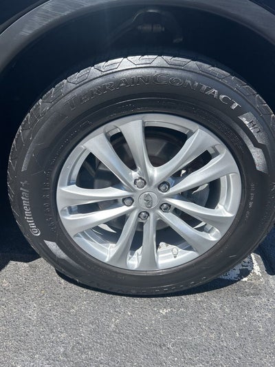 2017 INFINITI QX70 Base