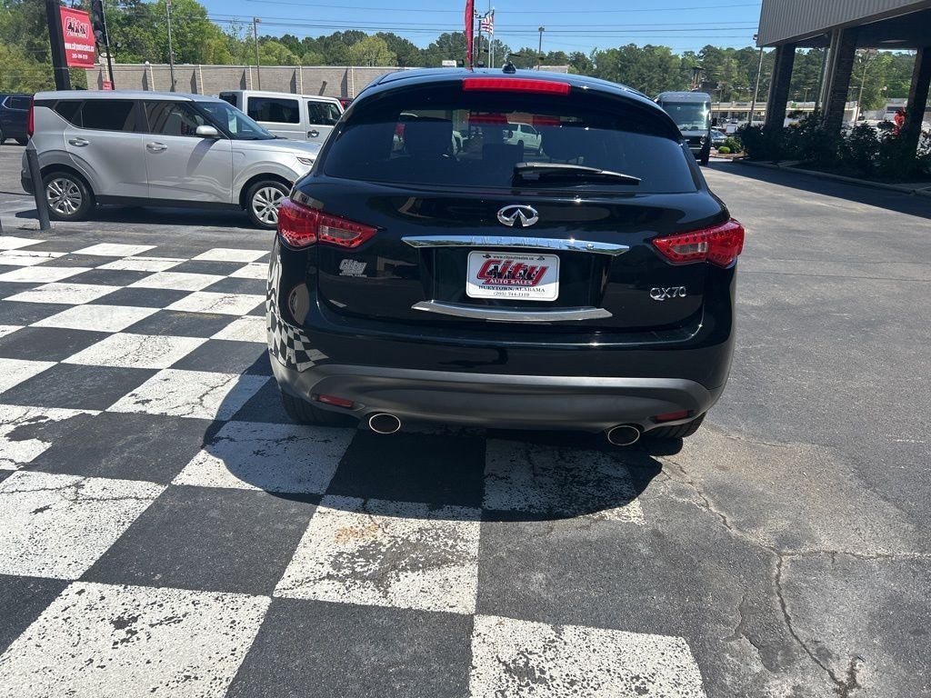 2017 INFINITI QX70 Base