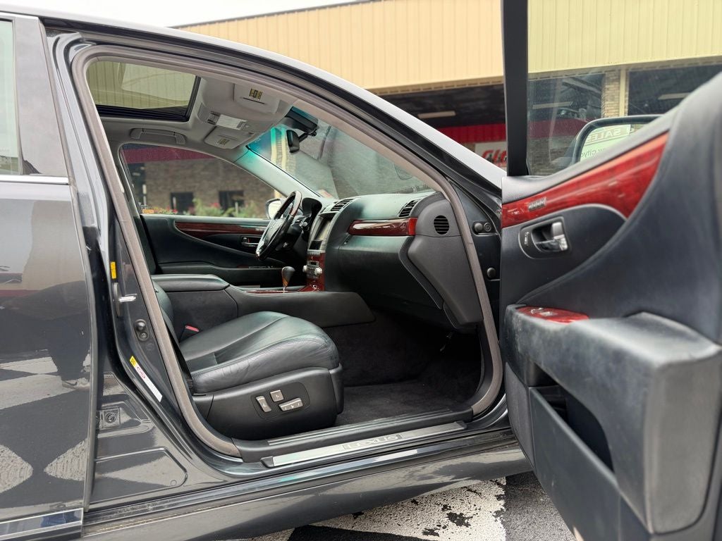 2010 Lexus LS 460