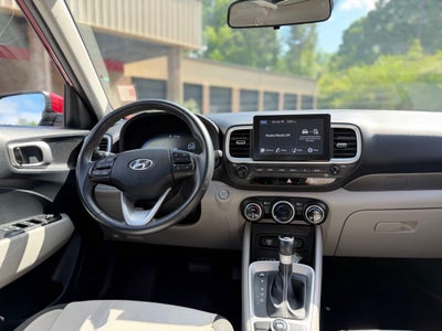 2024 Hyundai Venue SEL